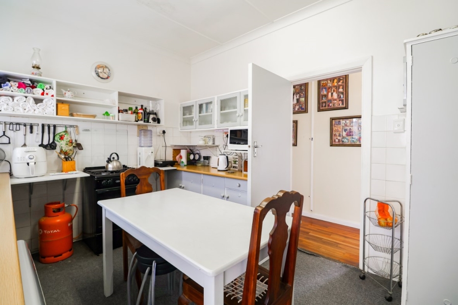 5 Bedroom Property for Sale in Paradise Western Cape